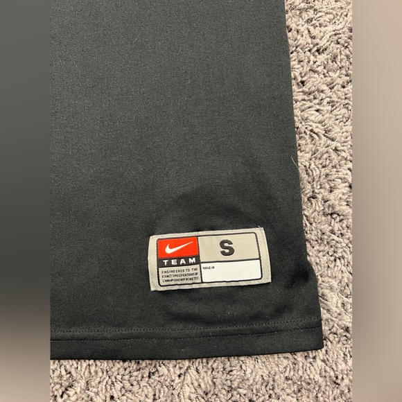 Nike Team University Of Iowa Hawkeyes Football Tee Tshirt Dri-Fit Mens Small - Picture 3 of 8